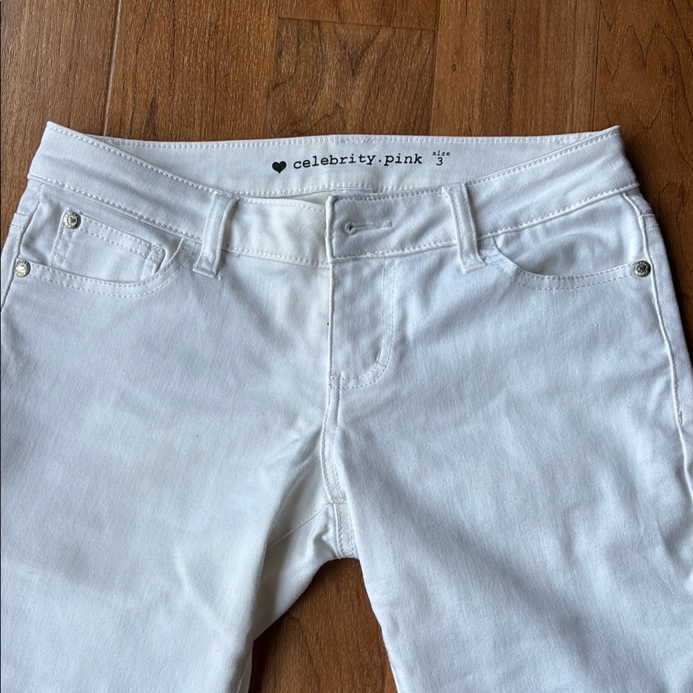 Celebrity size 3 Pink Classic White Stretchy Denim